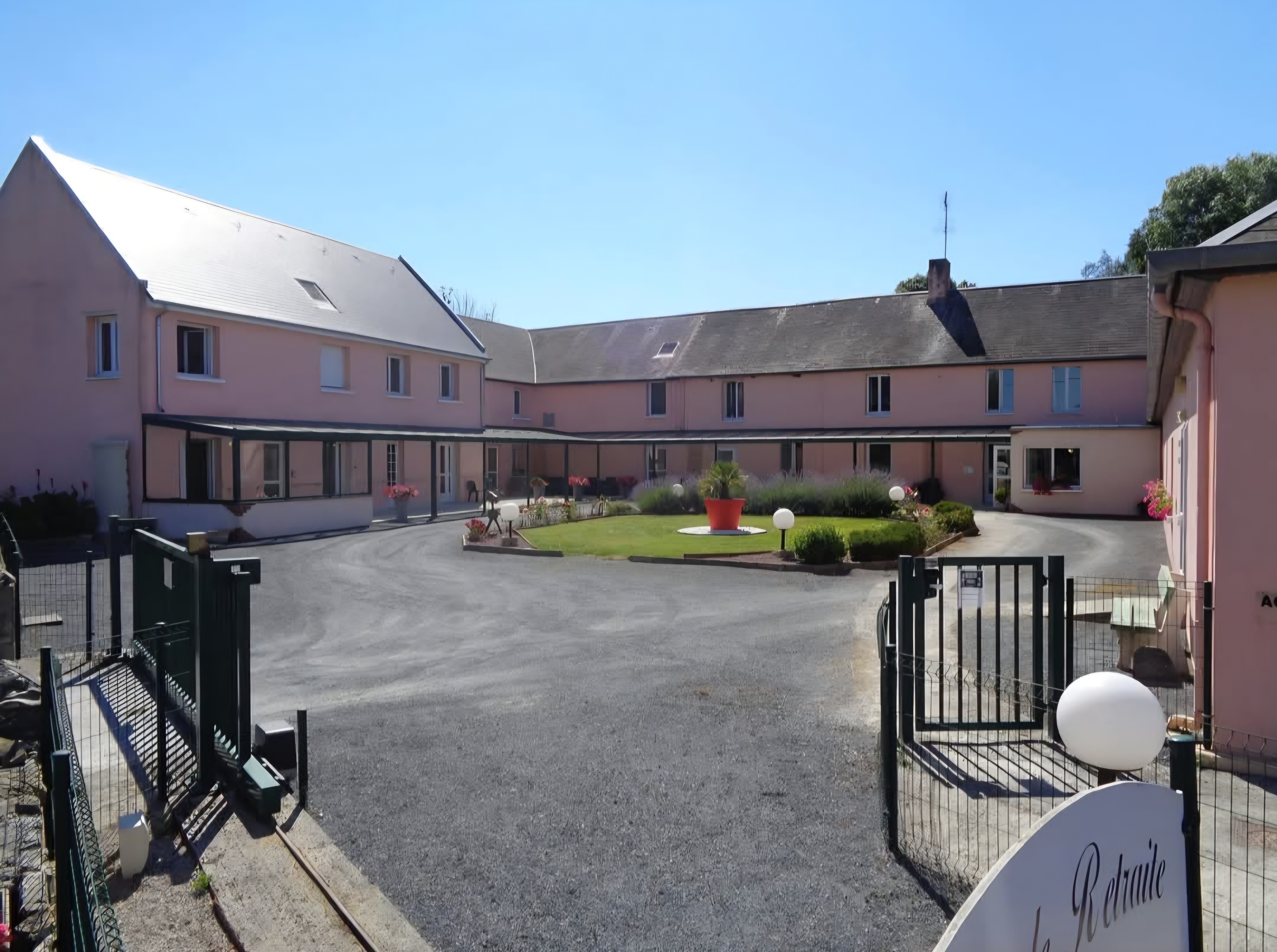 EHPAD SAINT MICHEL DE GRAIGNES